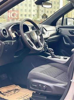 شێڤرۆلێت بلایزەر